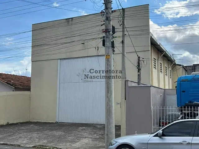 Galpão / Barracão com 300m², para alugar, no bairro Jardim Diamante em São José dos Campos