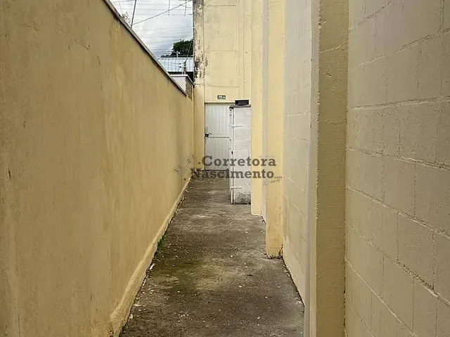 Galpão / Barracão com 300m², para alugar, no bairro Jardim Diamante em São José dos Campos