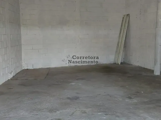 Galpão / Barracão para alugar, no bairro Cidade Jardim em Jacareí