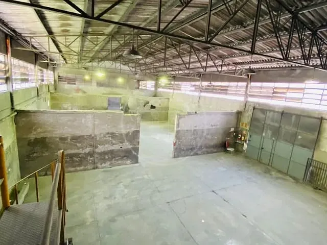 Galpão / Barracão com 1500m², à venda, no bairro Jardim Caravelas em São Paulo