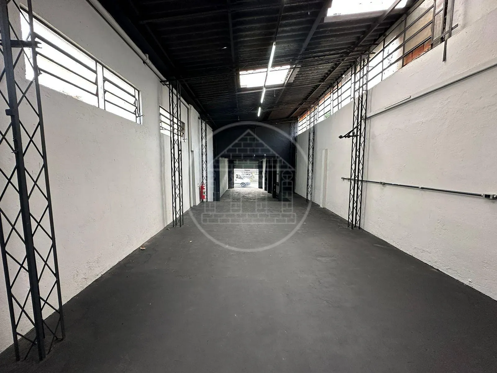 Depósito-Galpão, 130 m² - Foto 3