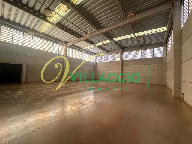Galpão / Barracão com 1020m², à venda ou para alugar, no bairro Jardim Maracanã em São José do Rio Preto