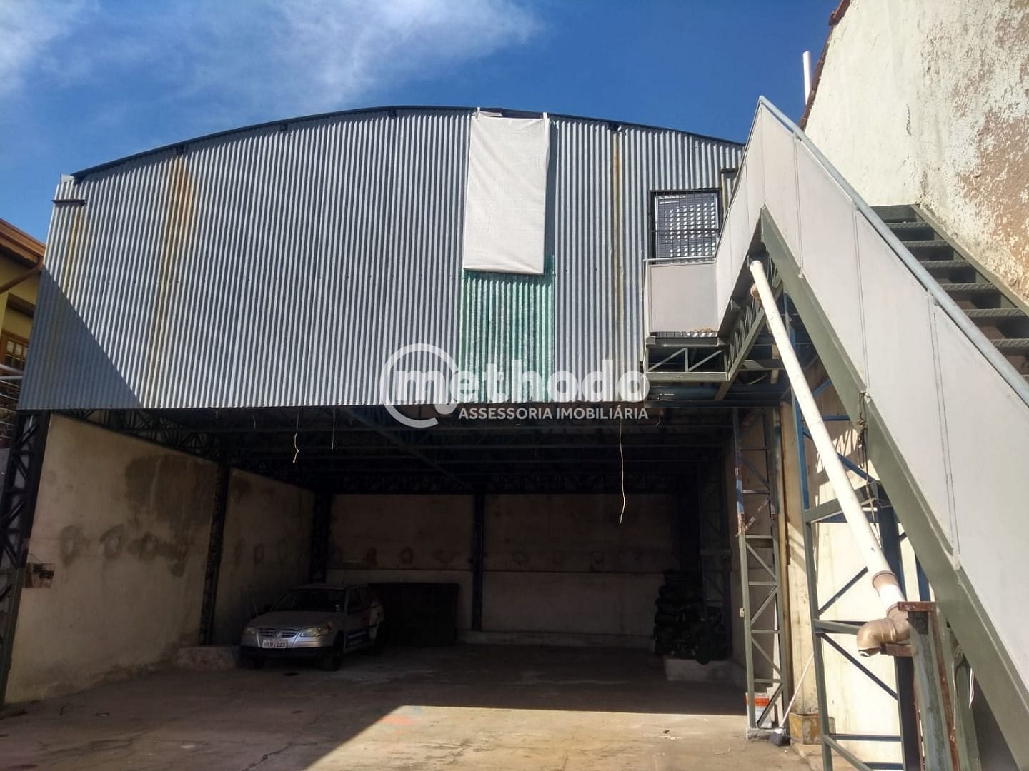 Depósito-Galpão, 205 m² - Foto 1