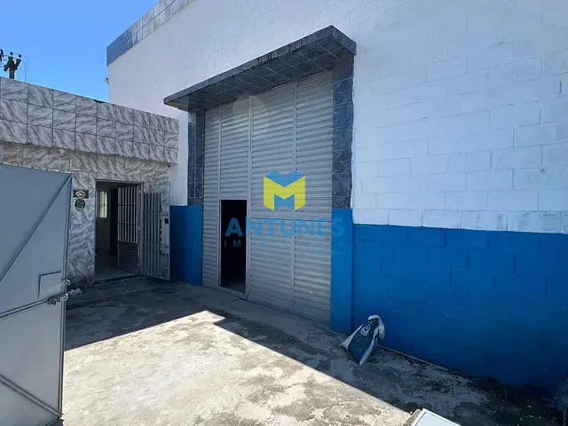 Galpão / Barracão com 400m², para alugar, no bairro Imbiribeira em Recife