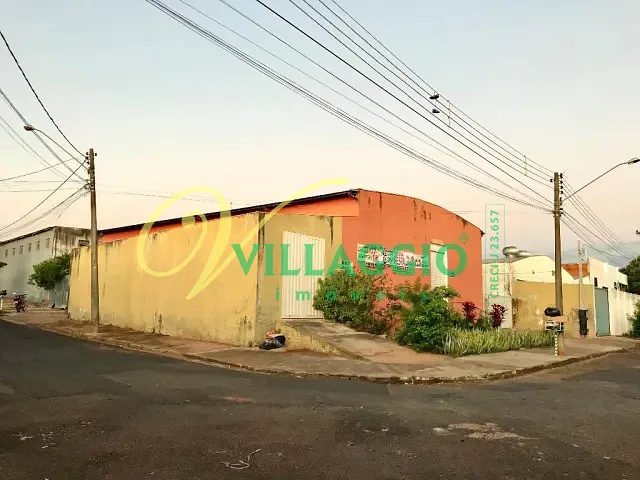 Galpão / Barracão com 700m², à venda, no bairro Jardim Urupês em São José do Rio Preto