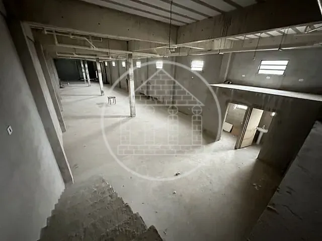 Galpão / Barracão com 400m², para alugar, no bairro Jardim Belcito em São Paulo