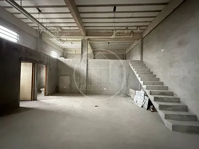 Galpão / Barracão com 400m², para alugar, no bairro Jardim Belcito em São Paulo