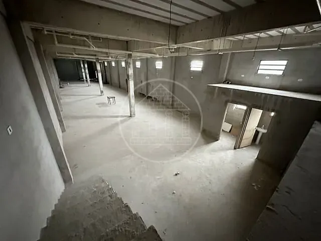 Galpão / Barracão com 400m², para alugar, no bairro Jardim Belcito em São Paulo