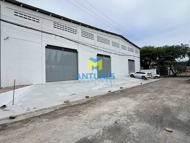 Galpão / Barracão com 900m², para alugar, no bairro Piedade em Jaboatão dos Guararapes