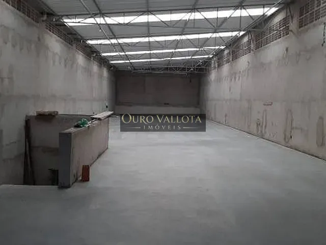 Galpão / Barracão com 780m², à venda, no bairro Vila Carrão em São Paulo