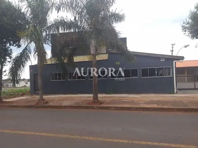 Galpão / Barracão com 394m², à venda, no bairro Aritana em Londrina