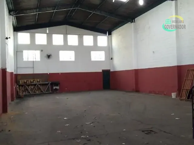 Galpão / Barracão com 300m², à venda, no bairro Parque São Paulo em Campinas