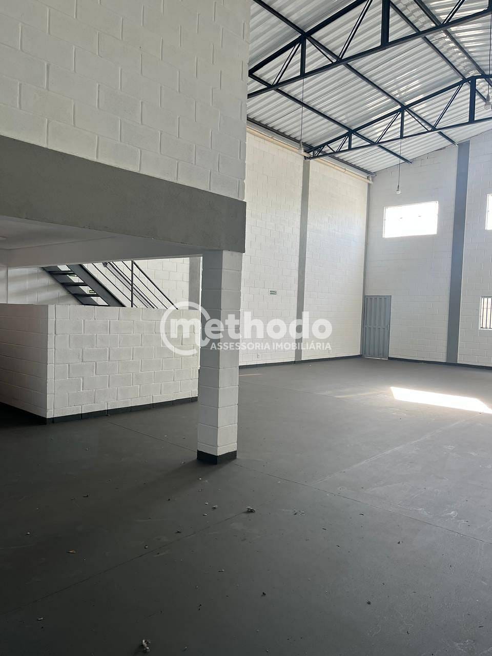 Depósito-Galpão, 250 m² - Foto 2