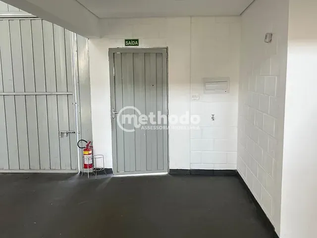 Galpão / Barracão com 250m², para alugar, no bairro Loteamento Parque São Martinho em Campinas