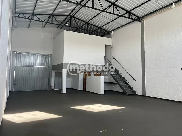 Galpão / Barracão com 250m², para alugar, no bairro Loteamento Parque São Martinho em Campinas