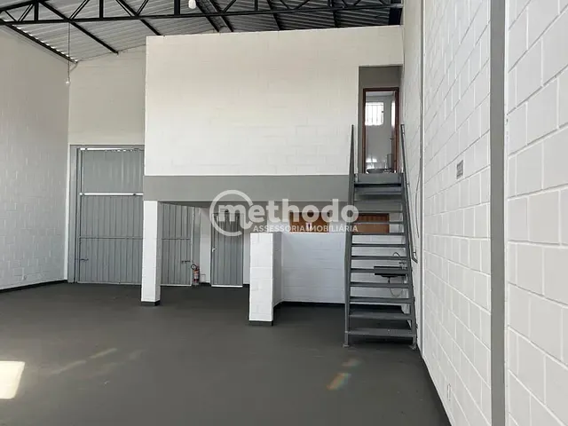 Galpão / Barracão com 250m², para alugar, no bairro Loteamento Parque São Martinho em Campinas