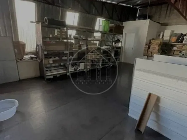 Galpão / Barracão com 1200m², à venda ou para alugar, no bairro Vila Baby em São Paulo