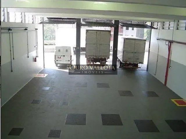 Galpão / Barracão com 962m², à venda, no bairro Vila Andrade em São Paulo