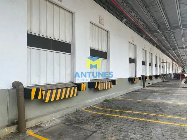 Galpão / Barracão com 1282m², para alugar, no bairro Ponte dos Carvalhos em Cabo de Santo Agostinho