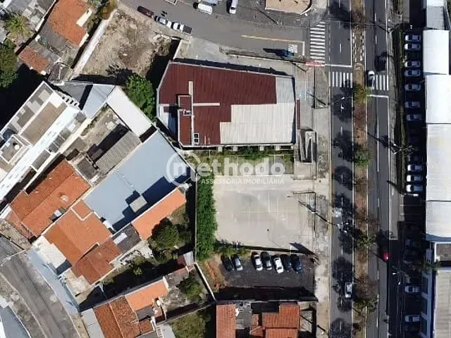 Galpão / Barracão com 694m², para alugar, no bairro Jardim Conceição em Campinas