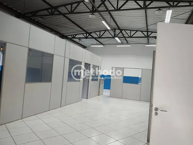 Galpão / Barracão com 200m², para alugar, no bairro Vila Industrial em Campinas