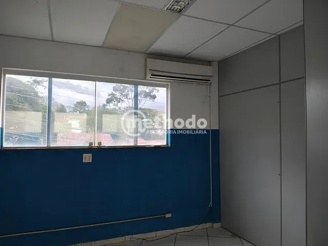 Galpão / Barracão com 200m², para alugar, no bairro Vila Industrial em Campinas