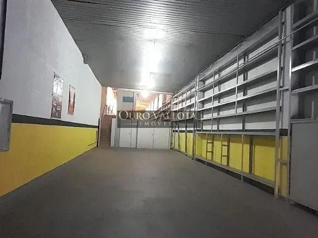 Galpão / Barracão com 300m², para alugar, no bairro Alto da Mooca em São Paulo