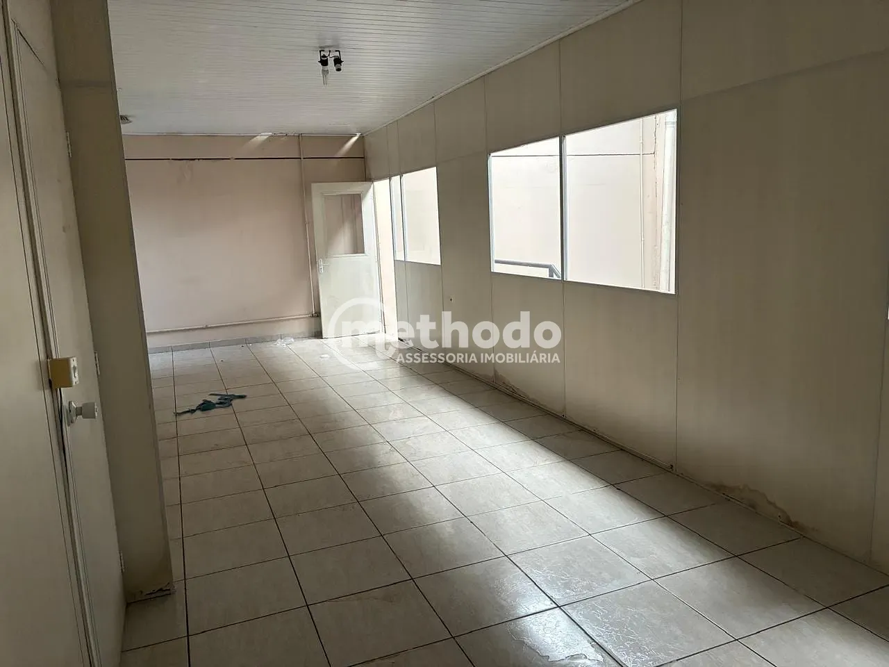 Depósito-Galpão, 748 m² - Foto 9