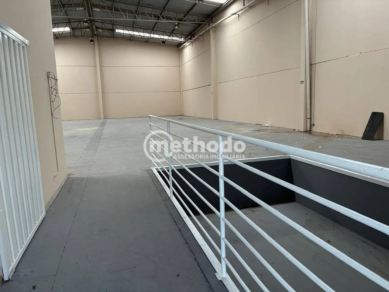Depósito-Galpão, 748 m² - Foto 15