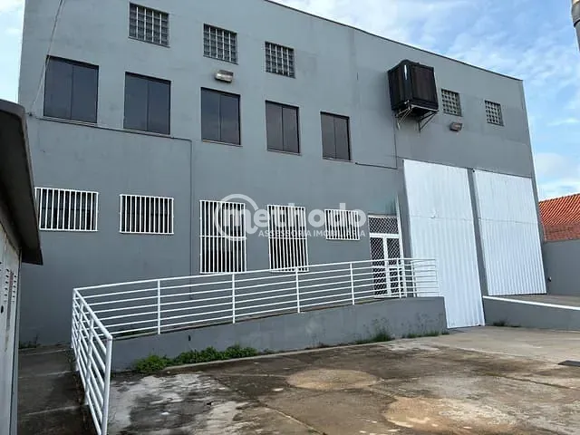 Galpão / Barracão com 1000m², para alugar, no bairro Jardim Boa Vista em Hortolândia