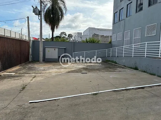 Galpão / Barracão com 1000m², para alugar, no bairro Jardim Boa Vista em Hortolândia