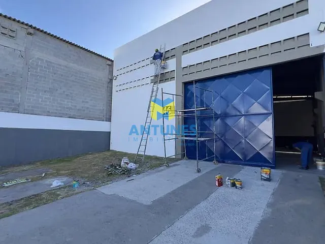 Galpão / Barracão com 280m², para alugar, no bairro Imbiribeira em Recife
