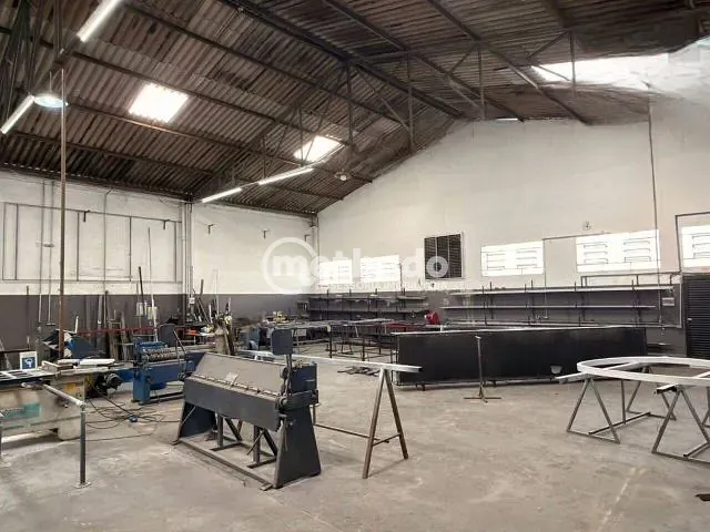 Galpão / Barracão com 1000m², para alugar, no bairro Vale Verde em Valinhos