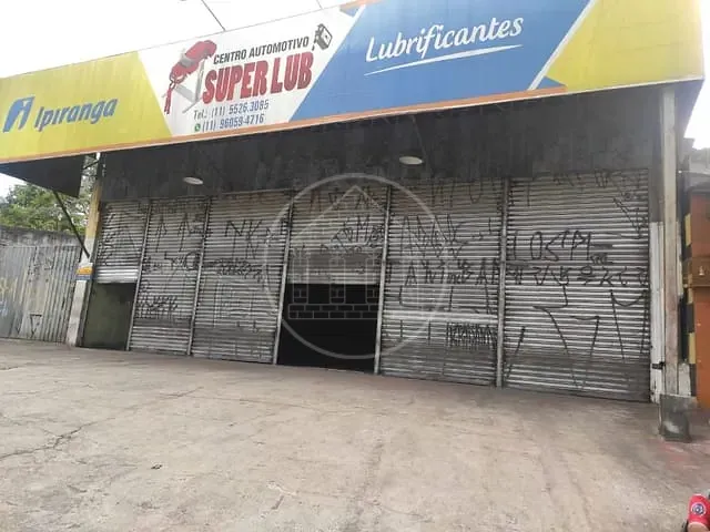 Galpão / Barracão com 903m², para alugar, no bairro Jardim Maria Fernandes em São Paulo