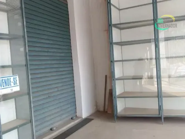 Galpão / Barracão com 307m², à venda, no bairro Vila Marieta em Campinas