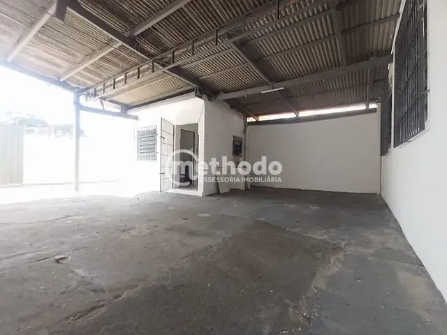 Galpão / Barracão com 210m², para alugar, no bairro Vila Paraíso em Campinas