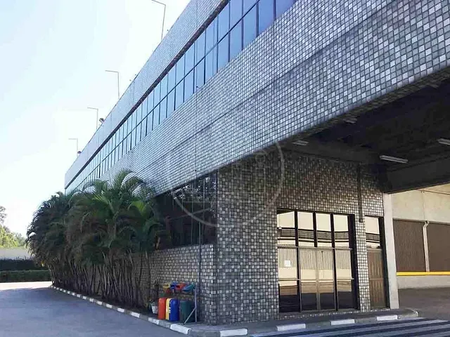 Galpão / Barracão com 9027m², para alugar, no bairro Alphaville Empresarial em Barueri