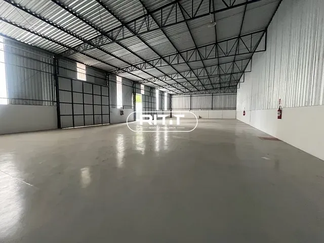 Galpão / Barracão com 1010m², para alugar, no bairro Macuco em Valinhos