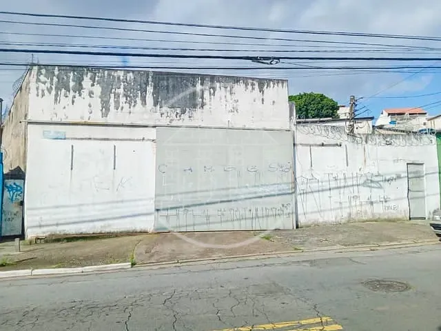 Galpão / Barracão com 582m², à venda, no bairro Terceira Divisão de Interlagos em São Paulo