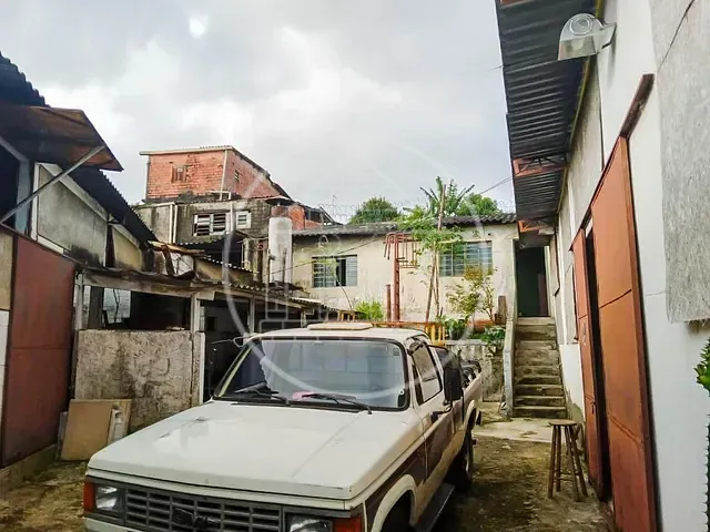 Galpão / Barracão com 582m², à venda, no bairro Terceira Divisão de Interlagos em São Paulo