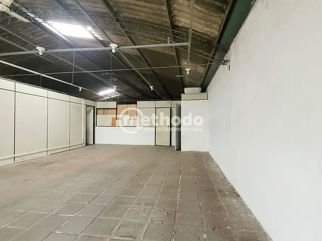 Galpão / Barracão com 896m², à venda ou para alugar, no bairro São Bernardo em Campinas