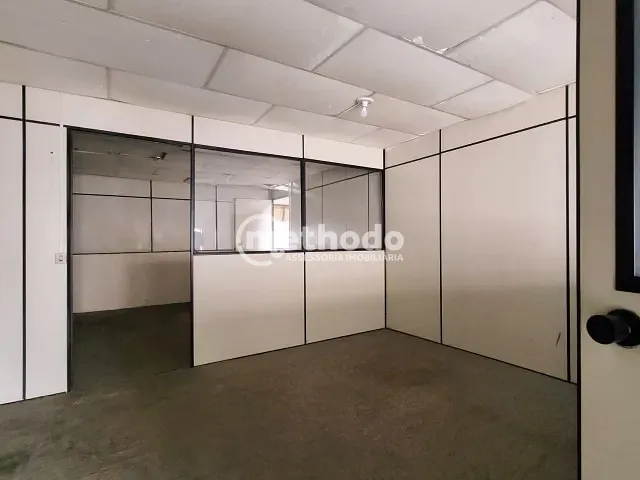 Galpão / Barracão com 896m², à venda ou para alugar, no bairro São Bernardo em Campinas