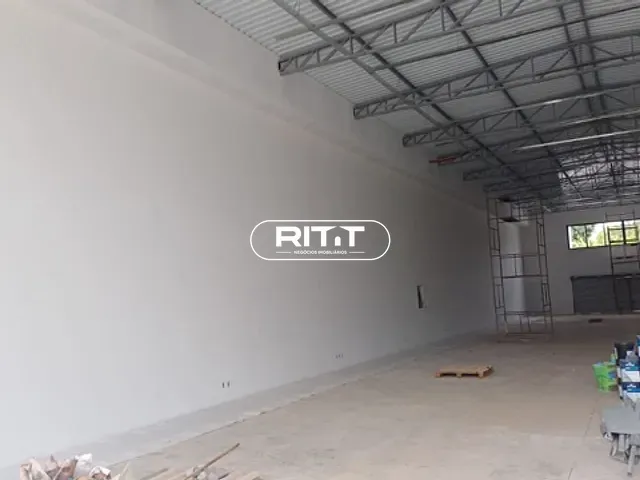 Galpão / Barracão com 796m², para alugar, no bairro Santa Terezinha em Paulínia