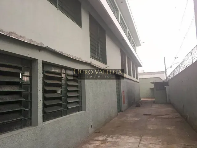 Galpão / Barracão com 800m², à venda, no bairro Vila Nova York em São Paulo