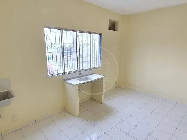 Galpão / Barracão com 250m², à venda, no bairro Parque Brasil em São Paulo