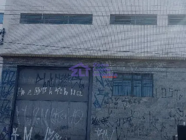 Galpão / Barracão com 230m², para alugar, no bairro Vila Invernada em São Paulo