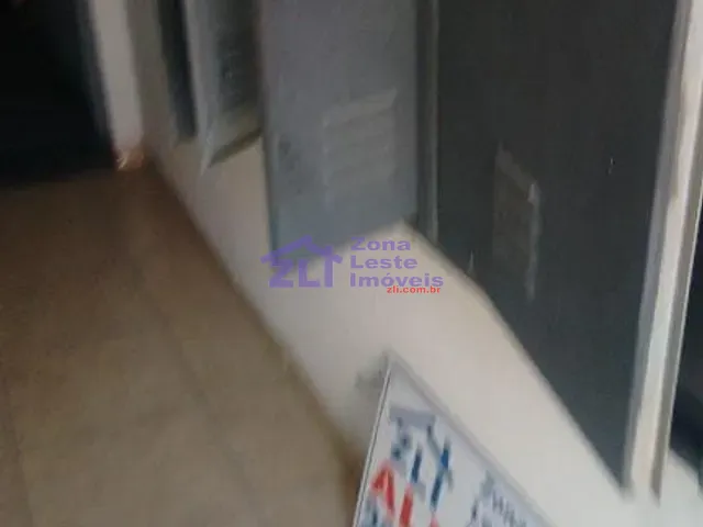 Galpão / Barracão com 230m², para alugar, no bairro Vila Invernada em São Paulo
