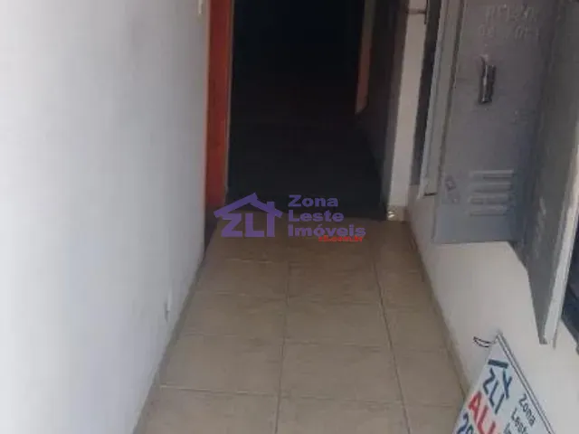 Galpão / Barracão com 230m², para alugar, no bairro Vila Invernada em São Paulo
