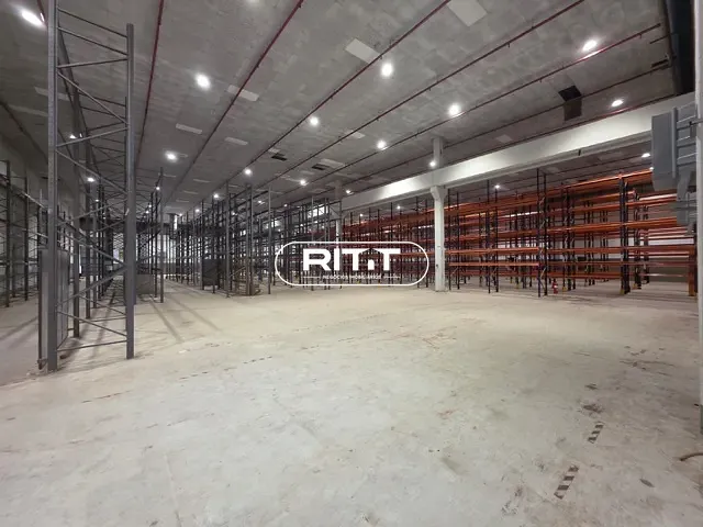 Galpão / Barracão com 96800m², à venda, no bairro Chácaras Luzitana em Hortolândia