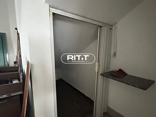 Galpão / Barracão com 300m², para alugar, no bairro Jardim Paulicéia em Campinas